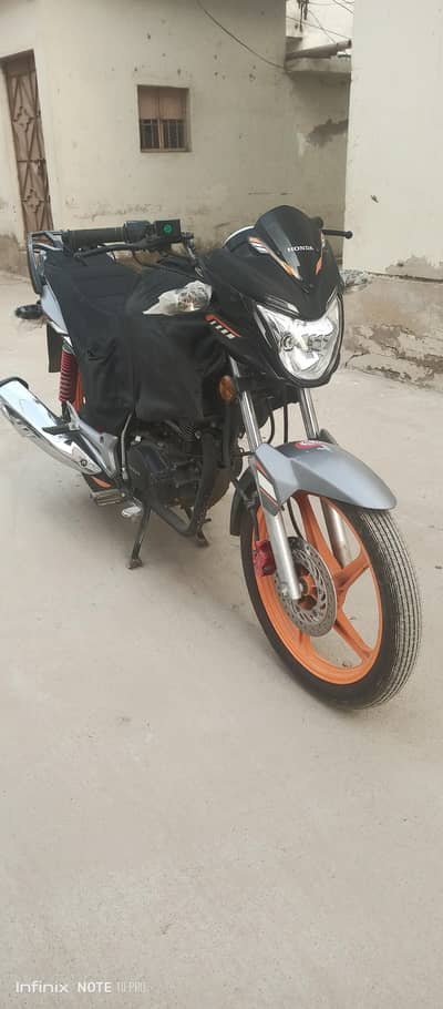 Honda CB150F Special Edition