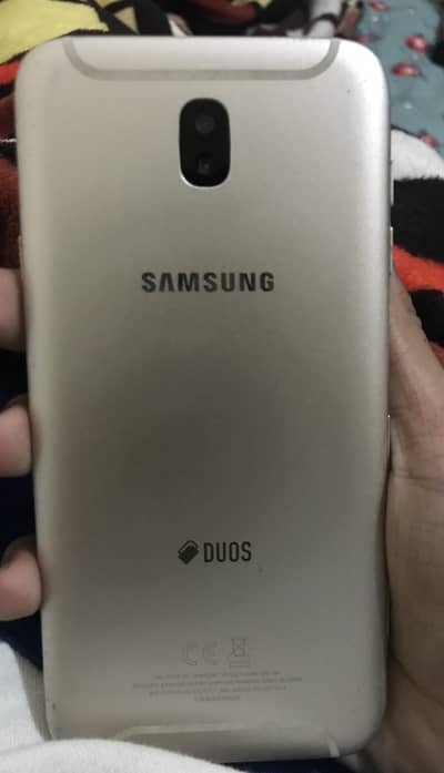 Samsung Galaxy J7 Pro