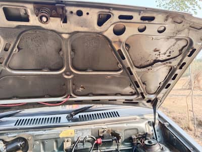 110000 km chali hai gari hai 2015 modal hai mehran