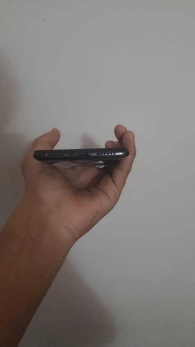 selling phone for some issues