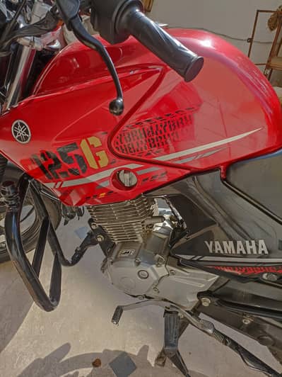 Yamaha YBR 125G - Neat and Clean