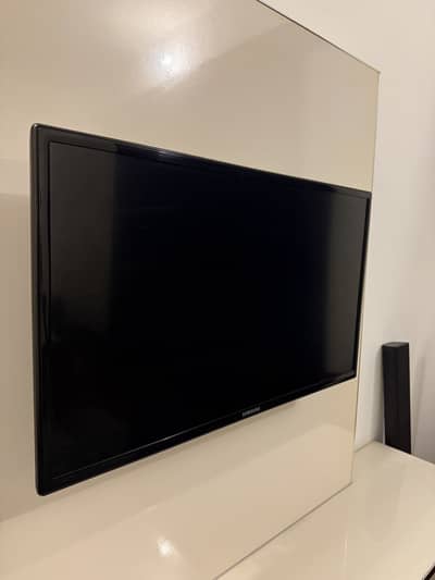 sumsug lcd tv 32 inches with home theater