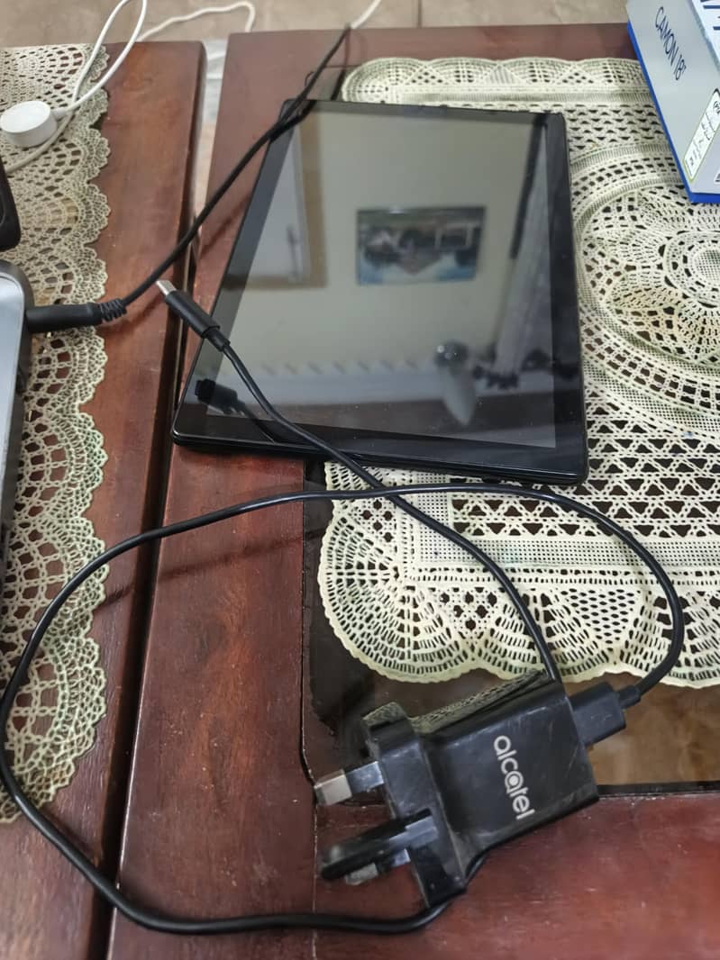 Alcatel tablet 1