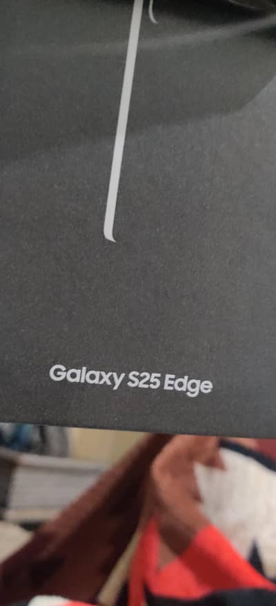 s25eadg 12.512GB  full sim time  only 1 month used