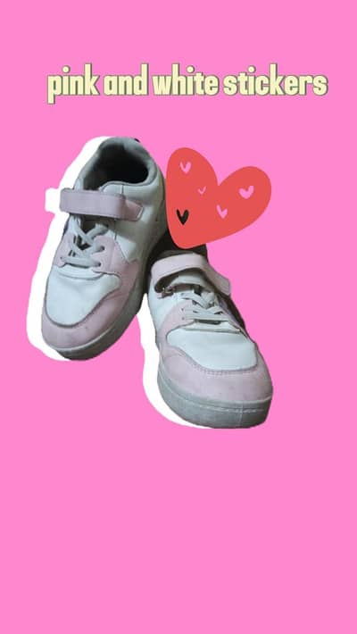 New sneakers for kids 6 to 7 years old