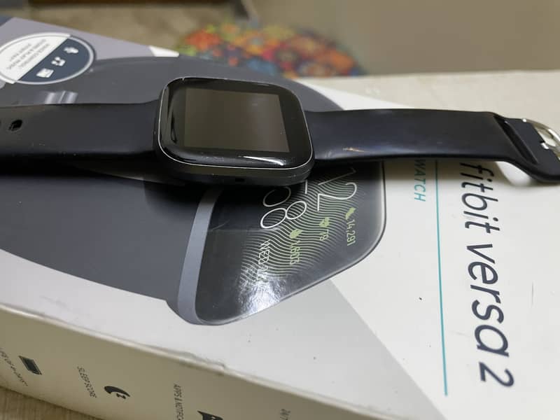 Fitbit Versa 2 4