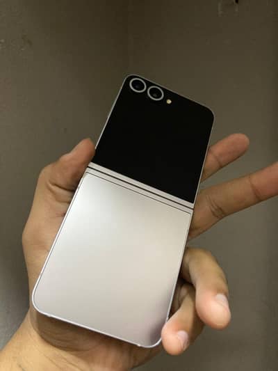 Samsung Galaxy Z Flip 6 (12/256GB)