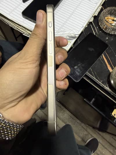 15 pro 256jb jv 90bh waterpack mint condition only mobile