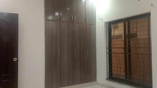 3.5 MARLA LOWER PORTION FOR RENT