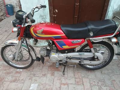 بلکل فٹ ہے کوئی کام نہیں ہے