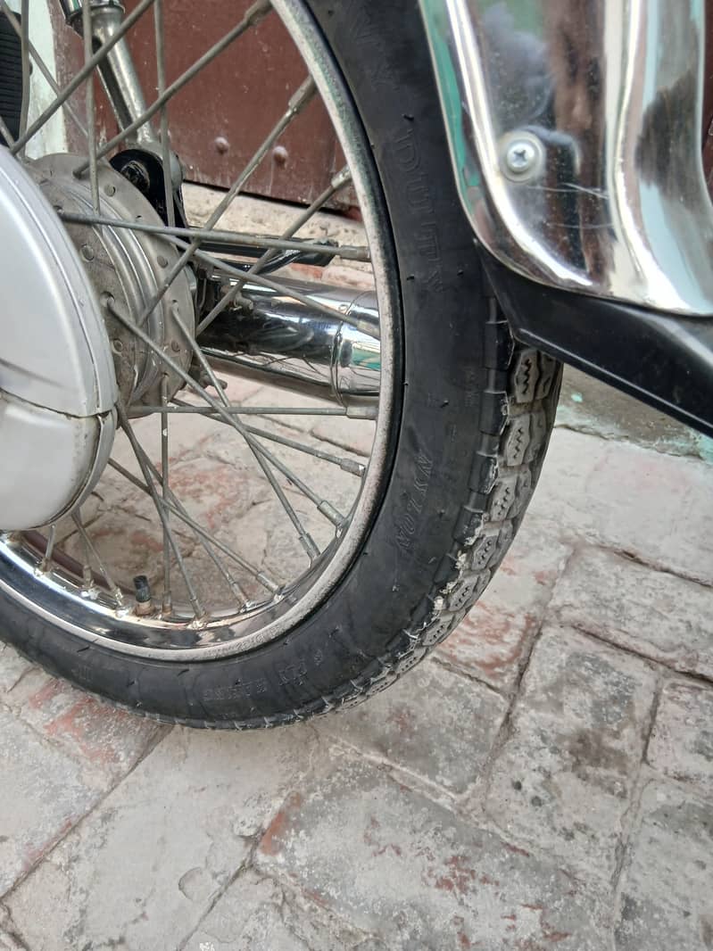 بلکل فٹ ہے کوئی کام نہیں ہے 5