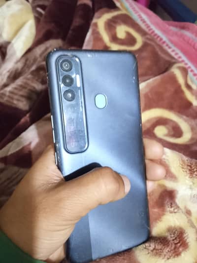 Tecno spark 7 pro