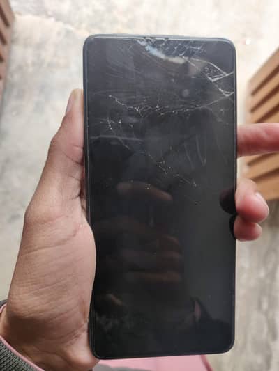 Camon 20 8gb/256gb [ Price will be compromised]