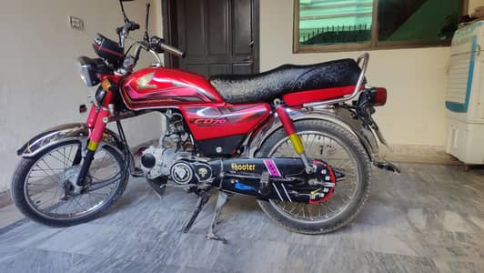 CD70 2022 Model  Red