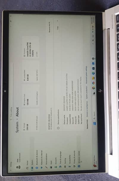 840 G7 i5 10generation  8 gp nvme ram 256 gb SSD