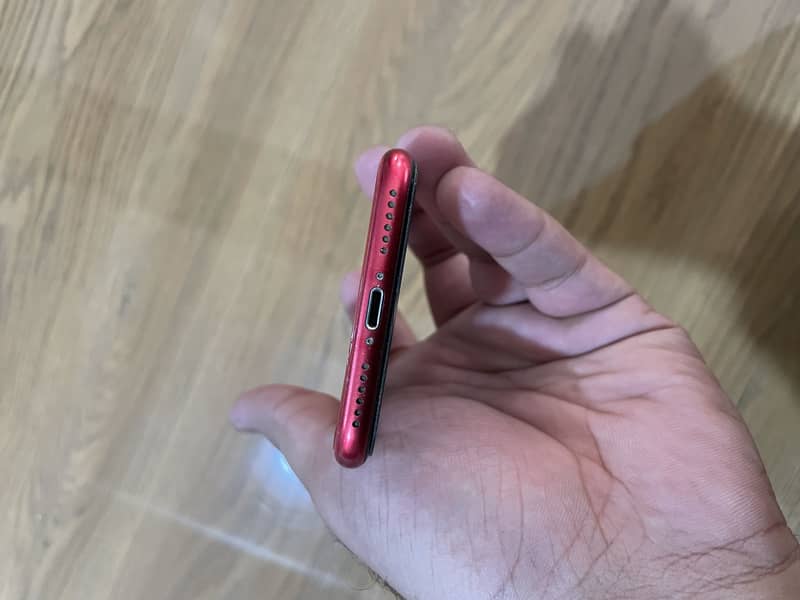 iPhone SE second generation 1