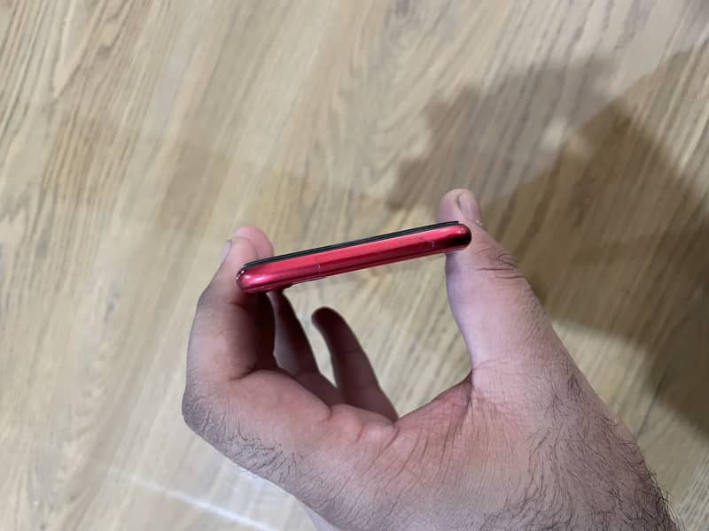 iPhone SE second generation 4