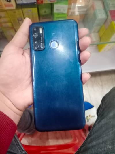 Tecno camon 15
