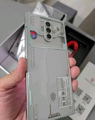 Red magic 8 Pro Mobile 16.512gb 0322+0029+449