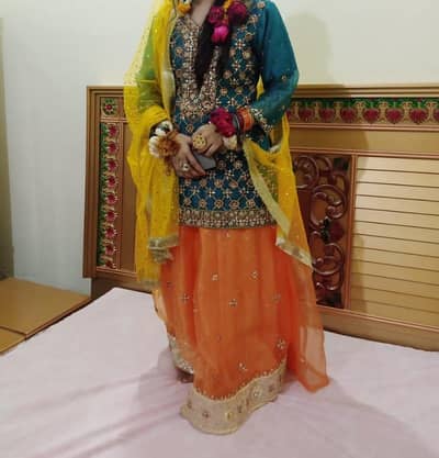 Mahndi dress