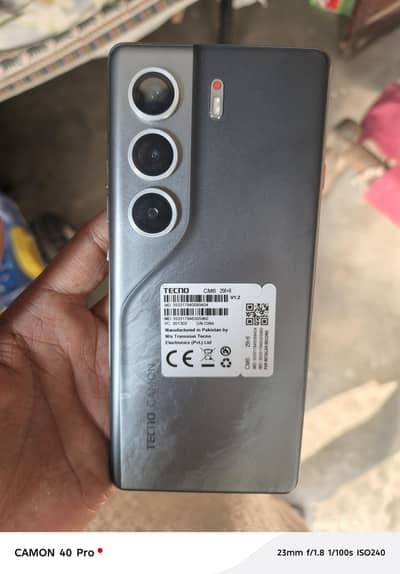 Tecno camon 40 pro