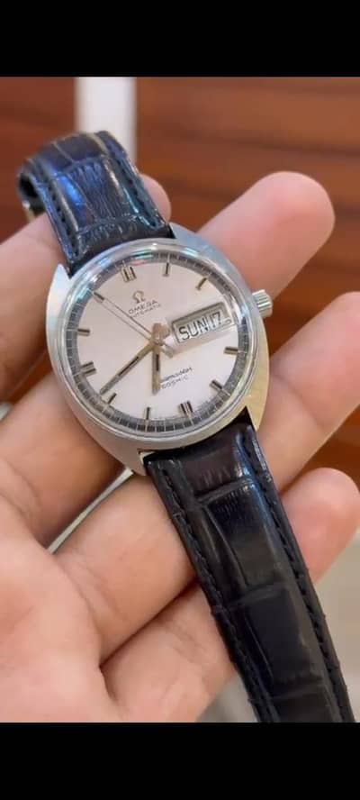 Tiktok Instagram  Facebook  mobile stand all over pakistan stand