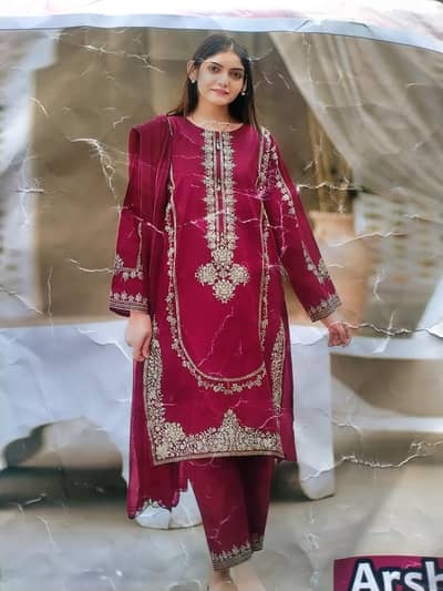 2 suits khadar k embroidery full bhary huye sath patch b