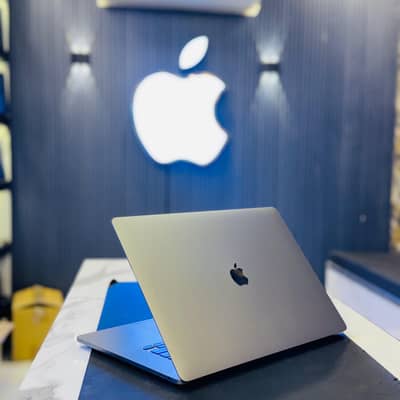 *SPECIAL OFFER* *MacBook Pro 2019 16" Core i7 CTO 32GB RAM 1TB SSD