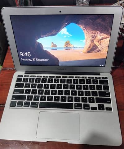 MacBook Air 2015 Model i5 core