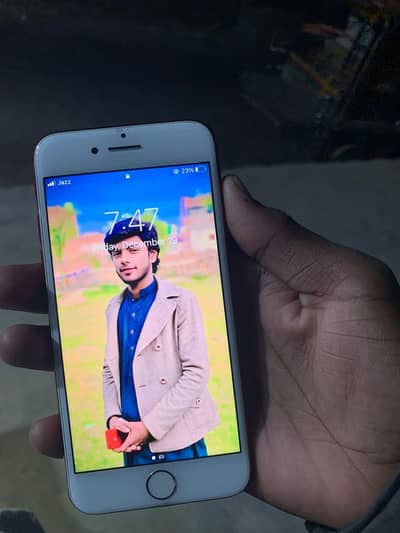 I phone 7 non pta but all sim working urgent sale