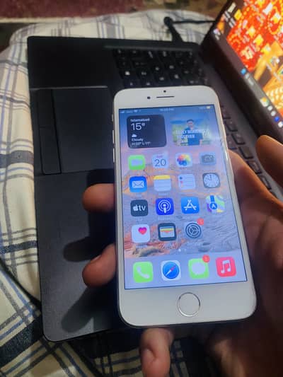 Iphone 7 offical pta 128 gb