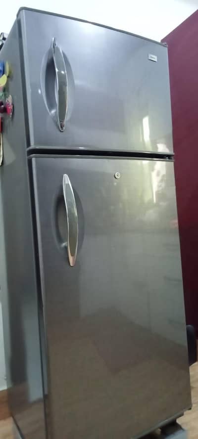 Haier Fridge medium size