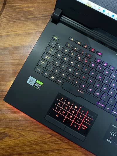 ASUS ROG SCAR STRIX 15 G532 core i7 10th Gen  8core  RTX 2070 8GB