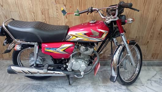 Honda 125 for sale 03057975474