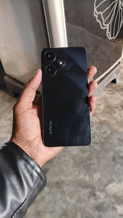 Infinix hot 30i 4/128Gb just phone