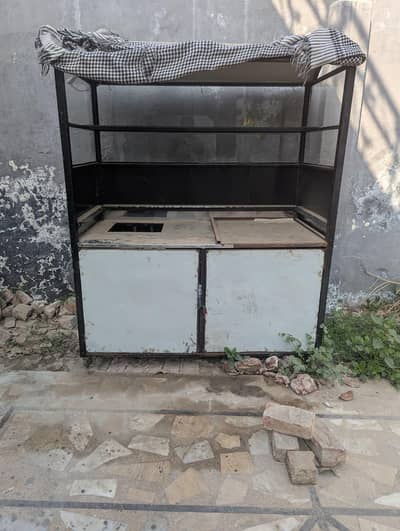 Fast food counter 5by2.5