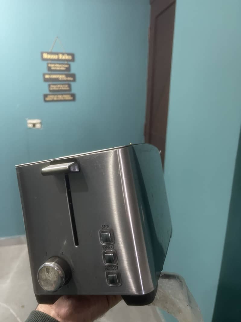 Bread  Toaster 2
