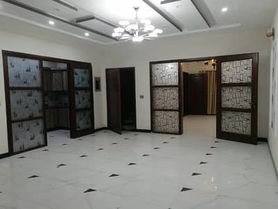 8 marla lower portion available for rent in DHA rabhar