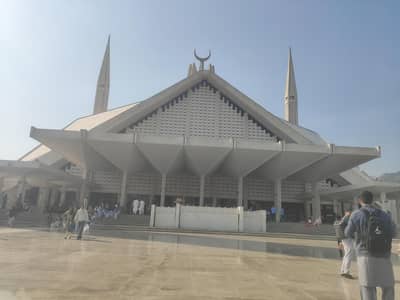 food delivery rider required