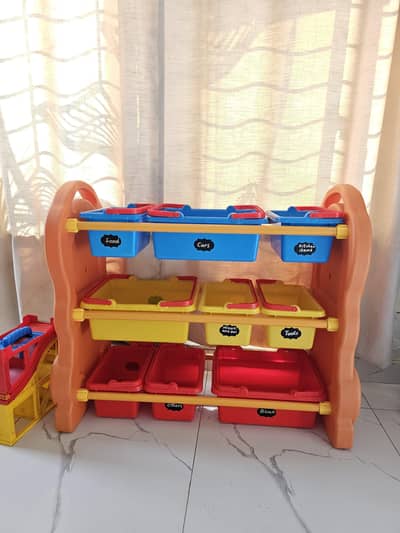 kids play and study tabel