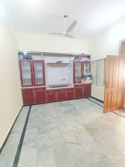 Ground floor for rent