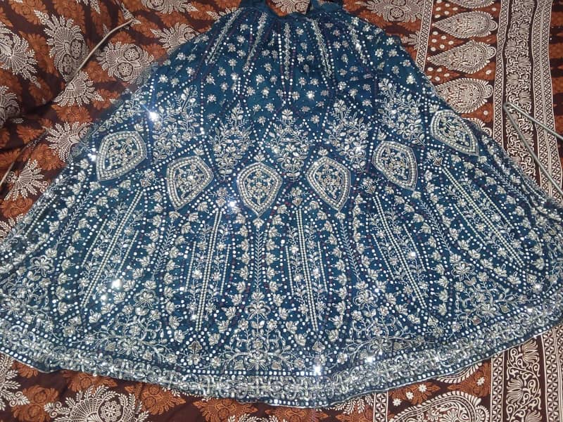 fency lehnga 1