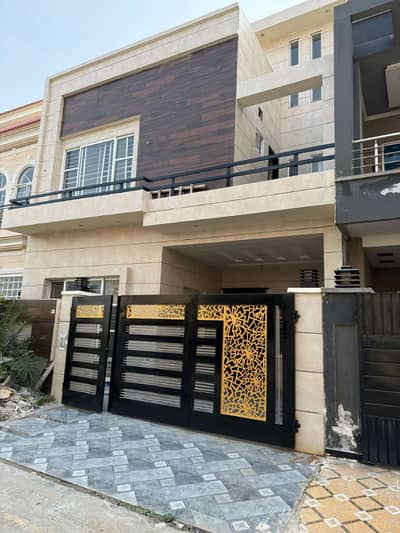 Near To Park 7 Marla Brand New House For Sale In Lake City Raiwind Road Lahore