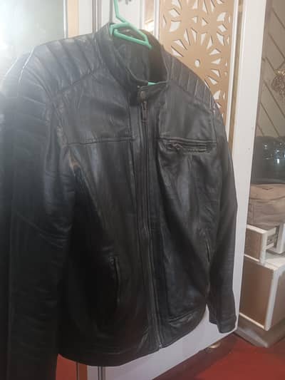 brand new leather jacket condition 10/10