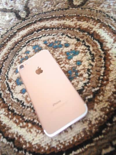 iPhone 7 battery health 83 10/10 condition pink colour