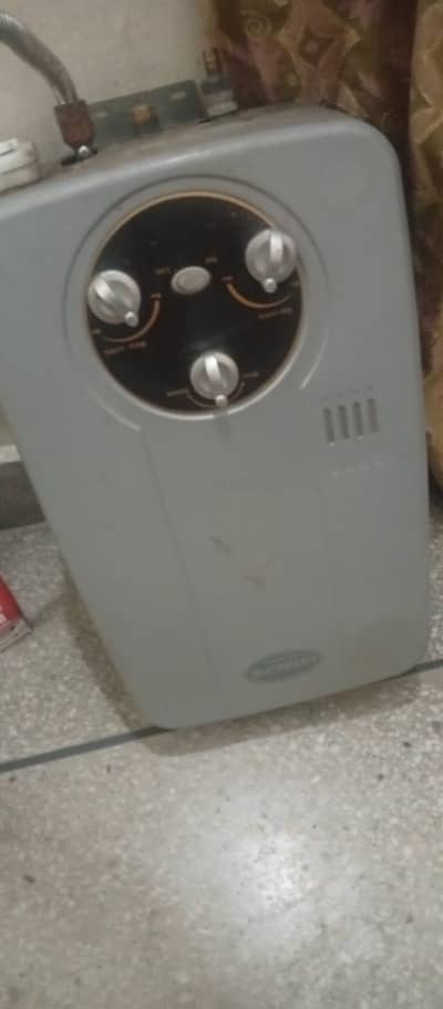 hitachi geyser hai all ok no open no repair