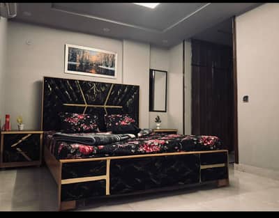 Fully furnish apartment for rent pr day weekly available bahria Town lahore sector E