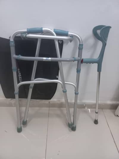 walker 4 steps and stick