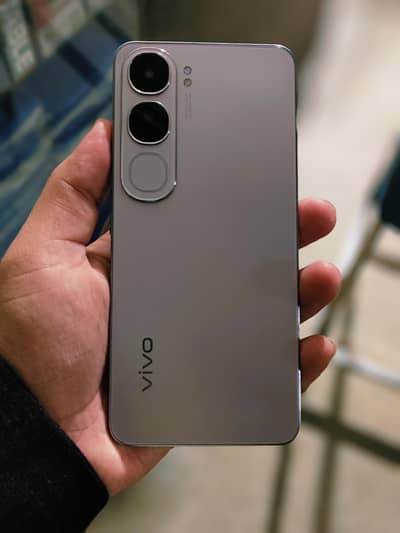 vivoy200"8/256 GB Condition 10/9.5 All OK/ 2 Month's Warranty ful biox