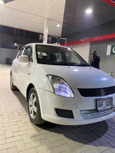 Suzuki Swift 2011 MT Better Than Vitz / Mira / Passo / Cultus